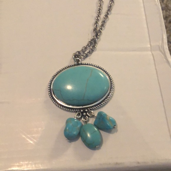 Chico’s pretty necklace with turquoise enhancer! So pretty. - Picture 1 of 9